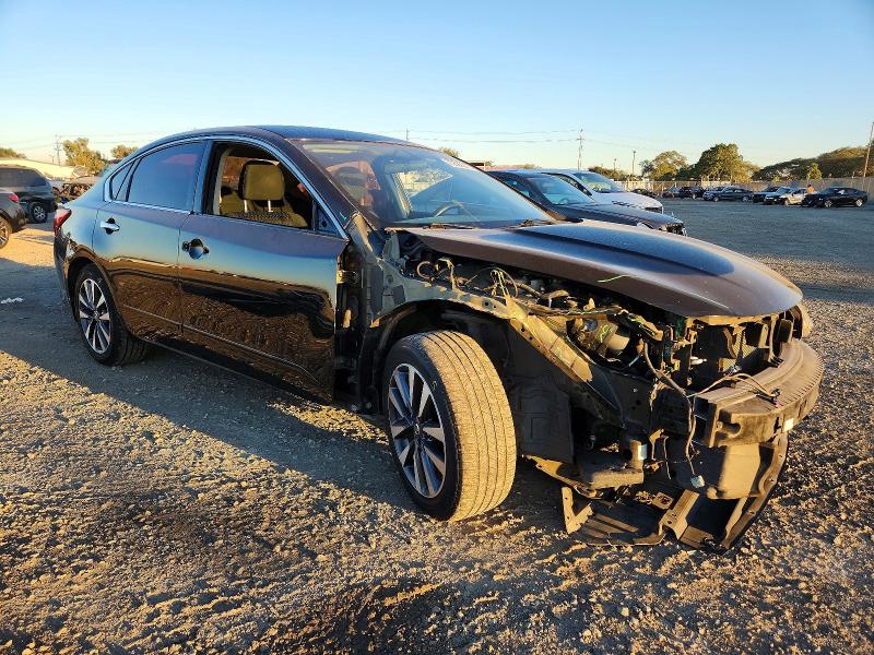 Photo 4 from auction – 2017 NISSAN ALTIMA 2.5 with VIN 1N4AL3AP2HC215209