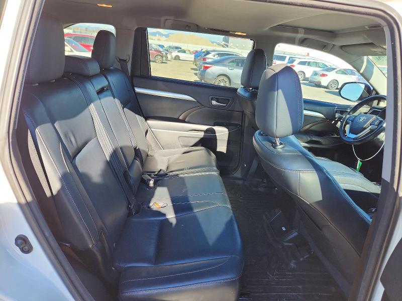 Photo 10 from auction – 2015 TOYOTA HIGHLANDER with VIN 5TDKKRFH5FS042500