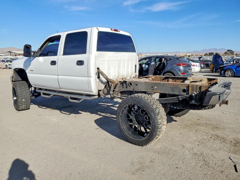 Photo 2 from auction – 2001 CHEVROLET SILVERADO with VIN 1GCHK23141F207518