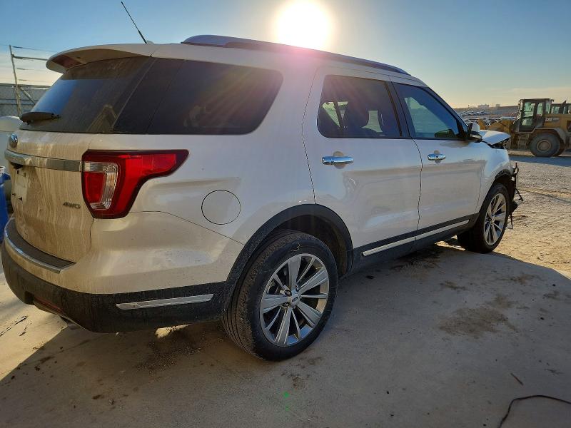 Photo 3 from auction – 2018 FORD EXPLORER L with VIN 1FM5K8F82JGB89749