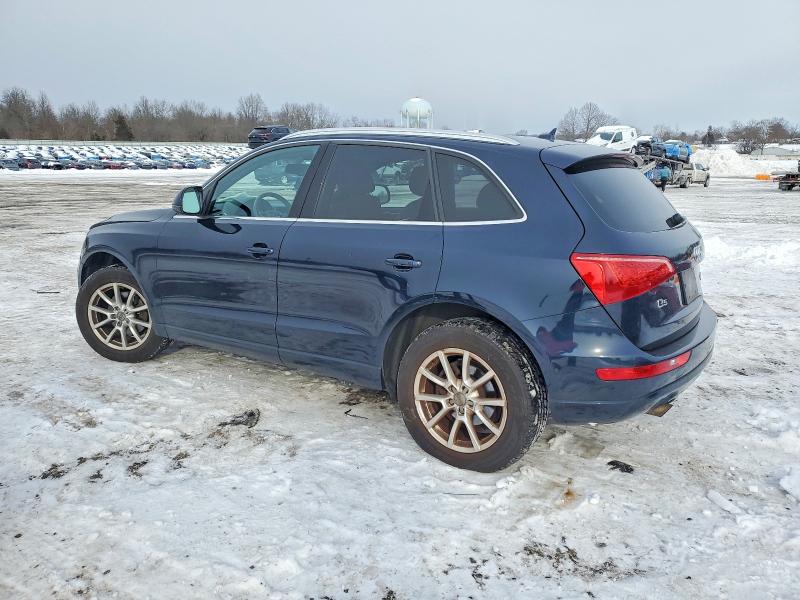 Zdjęcie 2 z aukcji – 2011 AUDI Q5 PREMIUM z VIN WA1LFAFP5BA106876