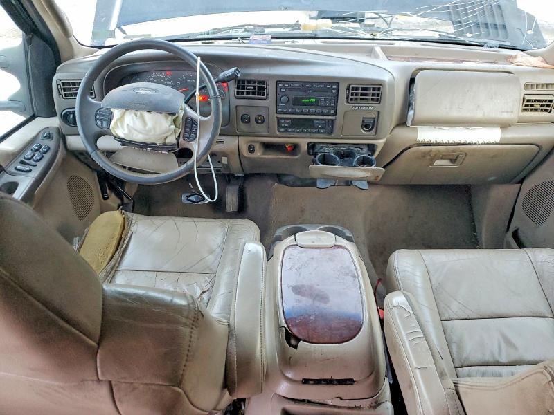Photo 8 from auction – 2004 FORD EXCURSION with VIN 1FMNU42LX4EC92611