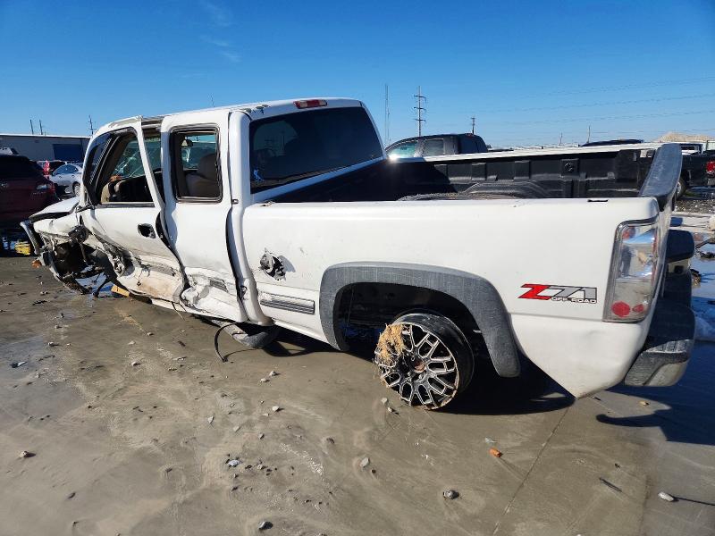 Photo 2 from auction – 2002 CHEVROLET SILVERADO with VIN 2GCEK19T821343598