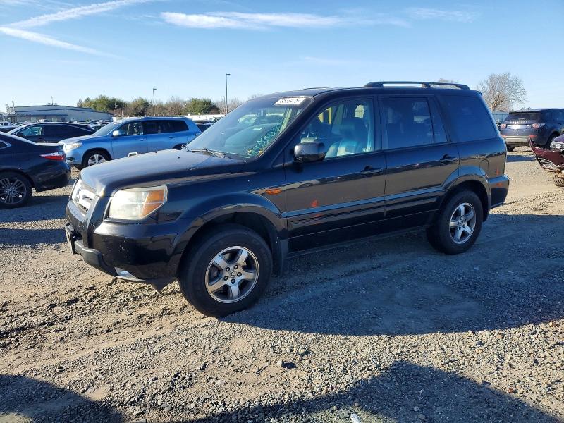 HONDA PILOT EX 2006 with VIN 2HKYF18586H536875 - Photo from auction