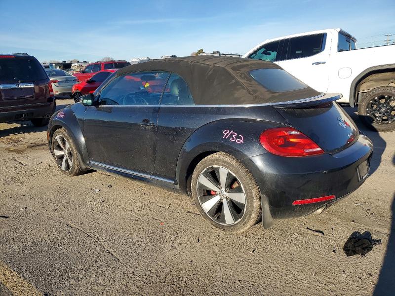 Photo 2 from auction – 2013 VOLKSWAGEN BEETLE with VIN 3VW7A7AT8DM803927