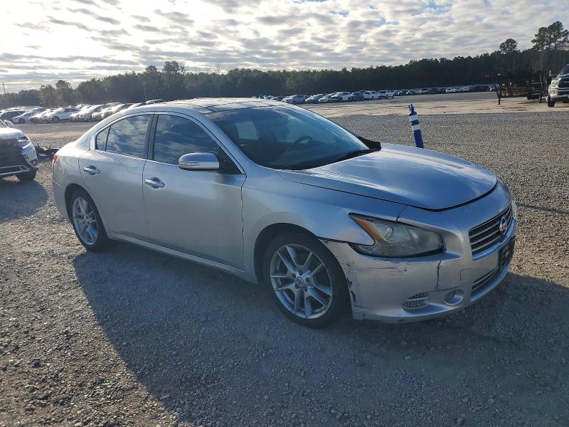 Photo 4 from auction – 2010 NISSAN MAXIMA with VIN 1N4AA5APXAC834308