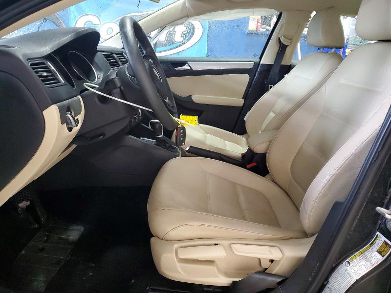 Photo 7 from auction – 2018 VOLKSWAGEN JETTA with VIN 3VWDB7AJ5JM216353