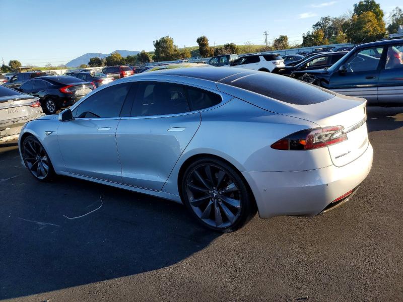 Photo 2 from auction – 2016 TESLA MODEL S with VIN 5YJSA1E1XGF142011