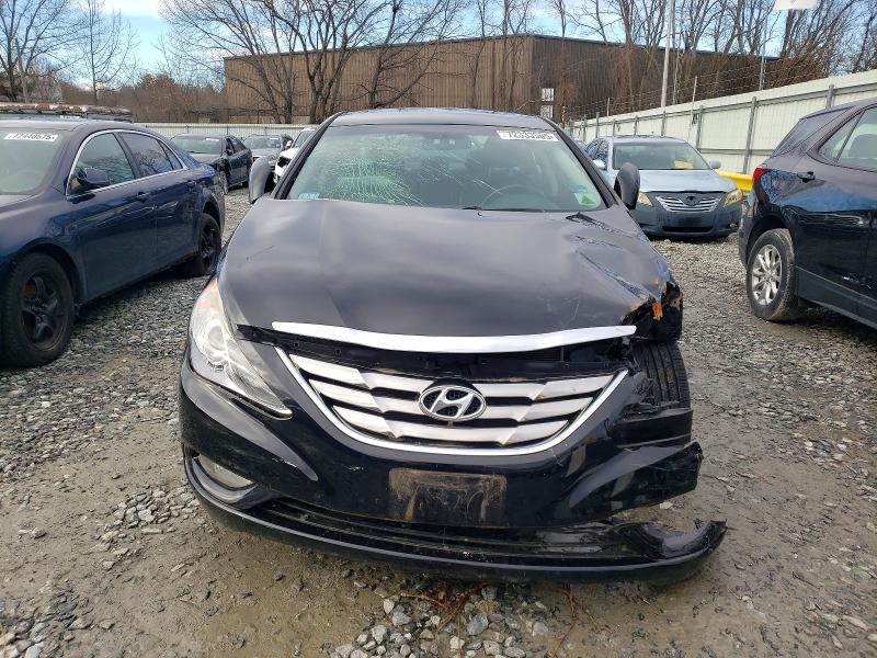 Photo 5 from auction – 2011 HYUNDAI SONATA with VIN 5NPEC4AC5BH272191