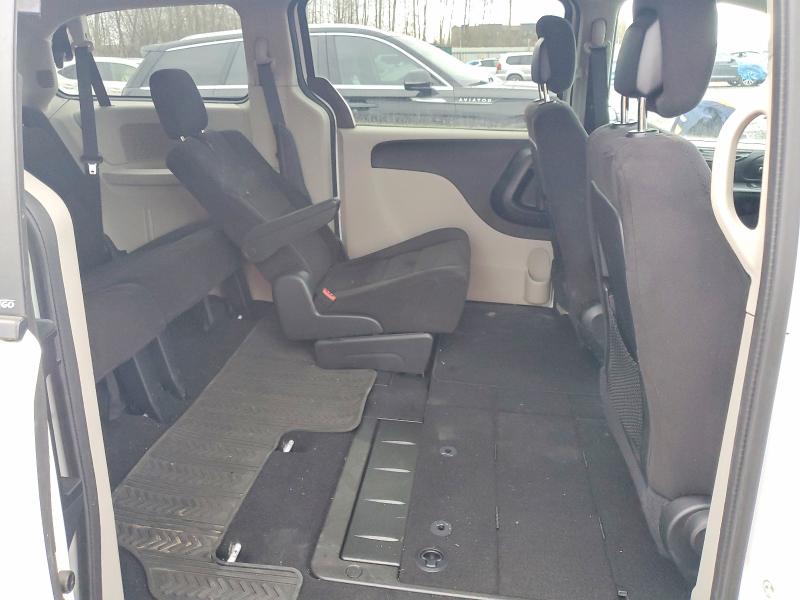 Photo 11 from auction – 2014 DODGE GRAND CARA with VIN 2C4RDGBG1ER245823