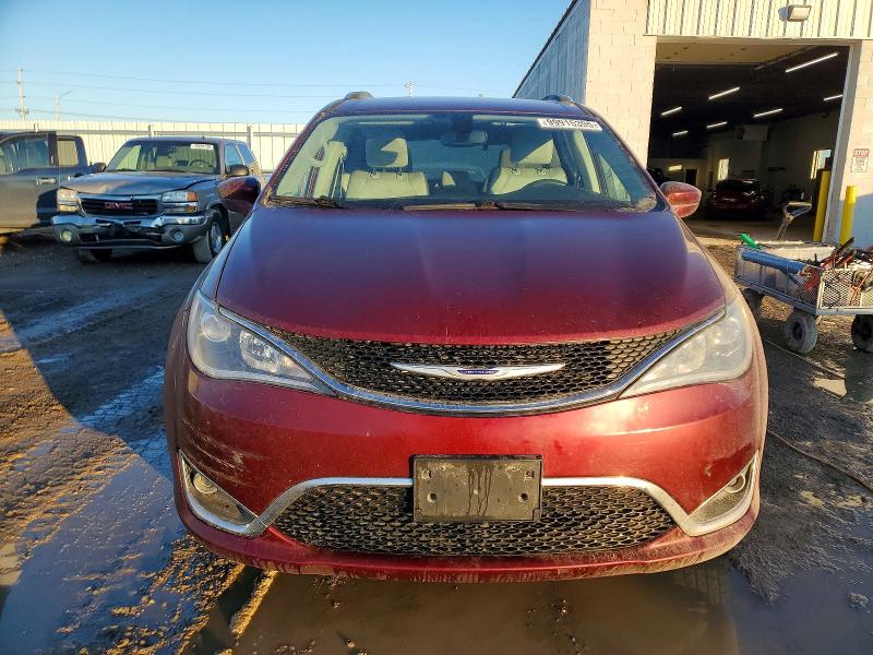 Photo 5 from auction – 2019 CHRYSLER PACIFICA with VIN 2C4RC1BG4KR710655
