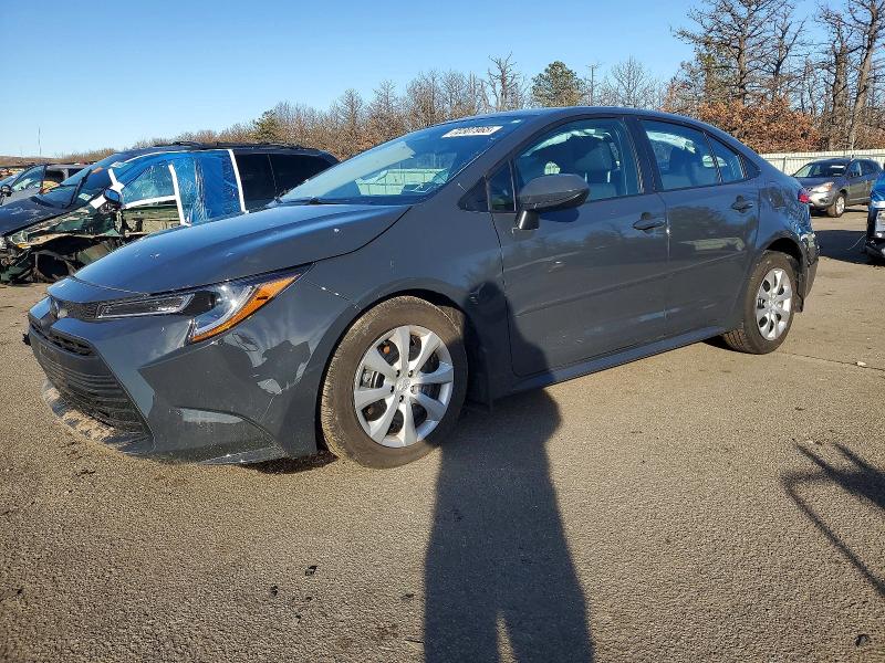 TOYOTA COROLLA 2025 with VIN 5YFB4MDE3SP253266 - Photo from auction