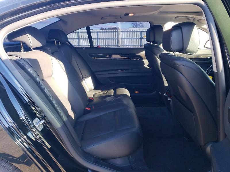 Photo 10 from auction – 2015 BMW 740 with VIN WBAYE4C55FD946788