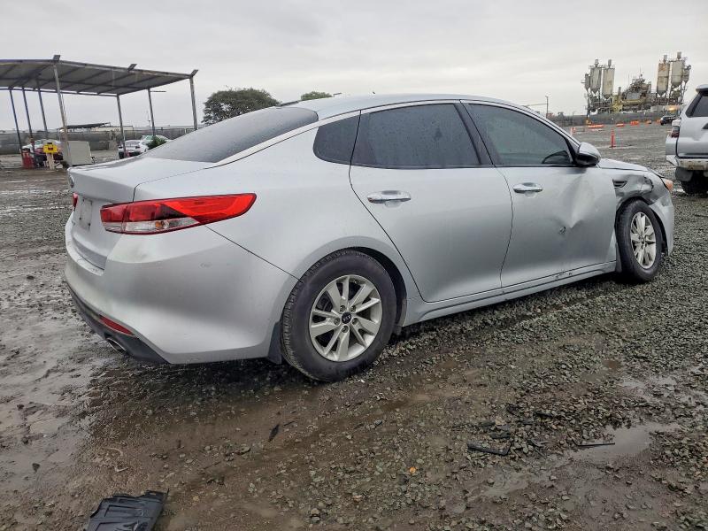 Photo 3 from auction – 2017 KIA OPTIMA LX with VIN KNAGT4L32H5132787