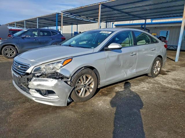 HYUNDAI SONATA SE 2017 with VIN 5NPE24AF5HH478066 - Photo from auction