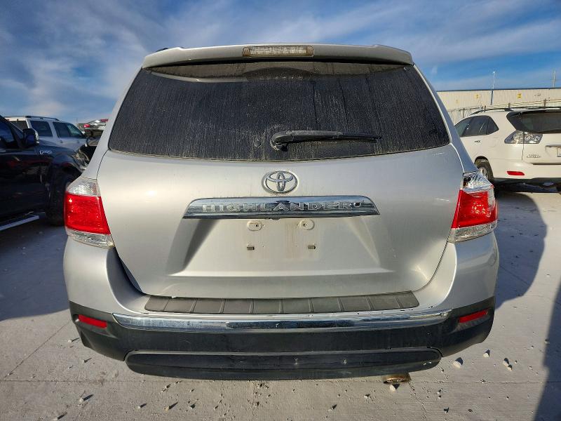 Photo 6 from auction – 2011 TOYOTA HIGHLANDER with VIN 5TDYK3EH5BS049319