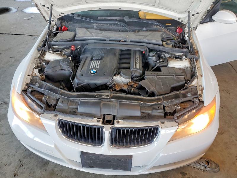Photo 11 from auction – 2008 BMW 328 I with VIN WBAVA37558NL47549