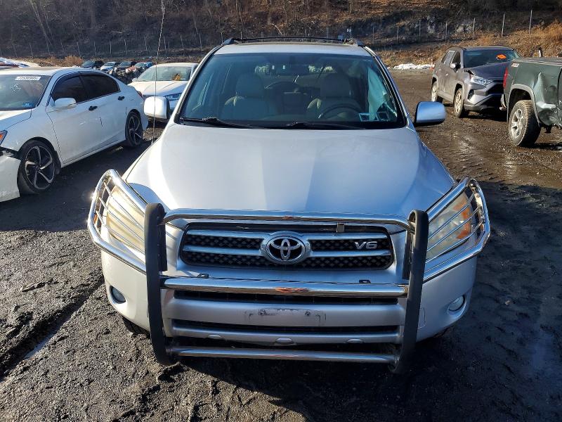 Photo 5 from auction – 2008 TOYOTA RAV4 LIMIT with VIN JTMBK31V085053522