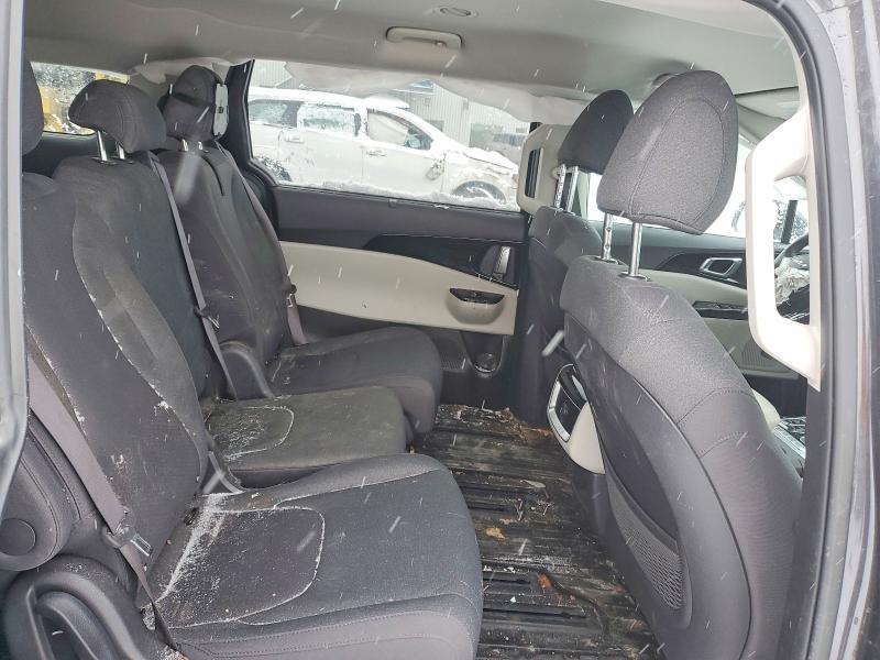 Photo 11 from auction – 2024 KIA CARNIVAL L with VIN KNDNB5H34R6449915
