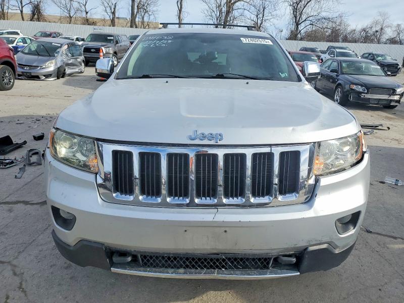 Photo 5 from auction – 2011 JEEP GRAND CHER with VIN 1J4RR5GG4BC516757