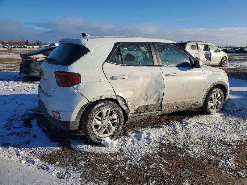 Photo 3 from auction – 2021 HYUNDAI VENUE with VIN KMHRB8A36MU090127