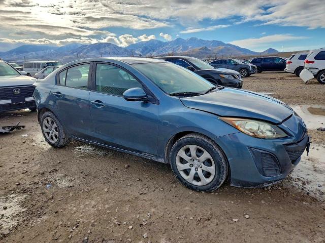 Photo 4 from auction – 2011 MAZDA 3 I with VIN JM1BL1UG0B1424997