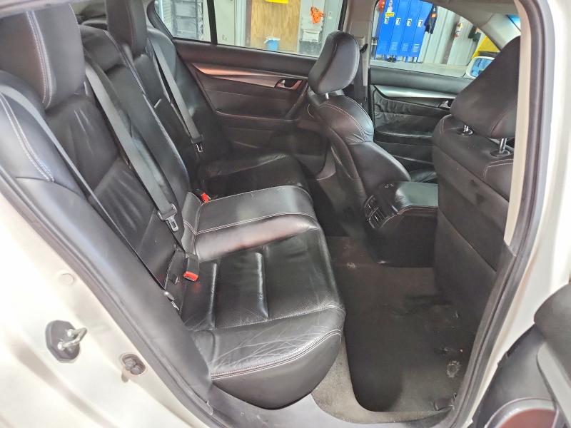 Photo 10 from auction – 2010 ACURA TL with VIN 19UUA9F57AA003433