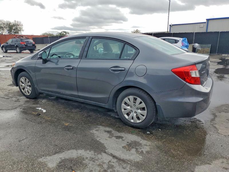 Photo 2 from auction – 2012 HONDA CIVIC with VIN 19XFB2E55CE015531