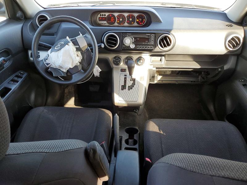 Photo 8 from auction – 2010 TOYOTA SCION XB with VIN JTLZE4FE5A1109914