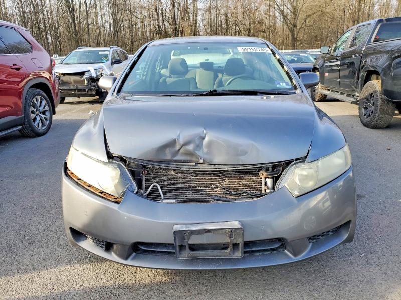 Photo 5 from auction – 2010 HONDA CIVIC LX with VIN 19XFA1F53AE063554