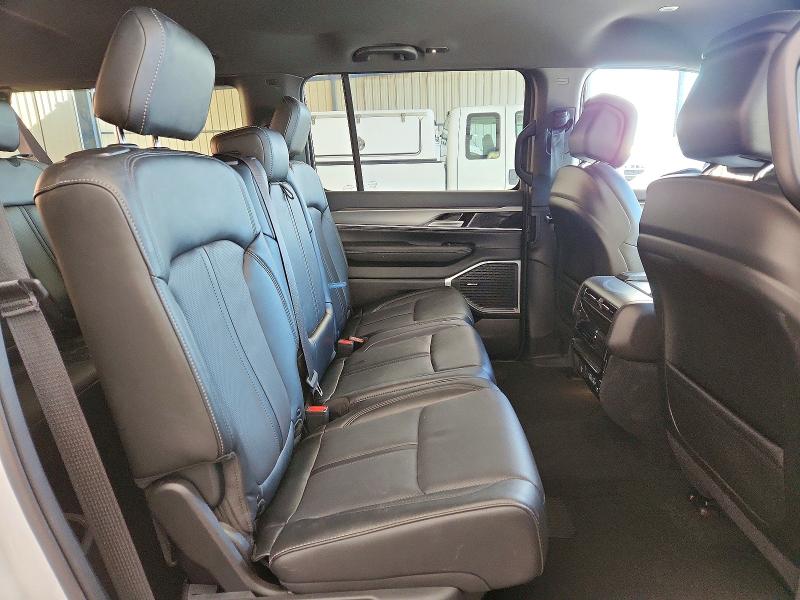 Photo 11 from auction – 2025 JEEP WAGONEER L with VIN 1C4SJSBP0SS535056