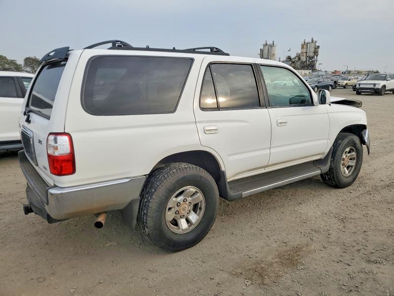 صورة رقم 3 من المزاد - 2002 TOYOTA 4RUNNER SR مع VIN JT3GN86RX20238854