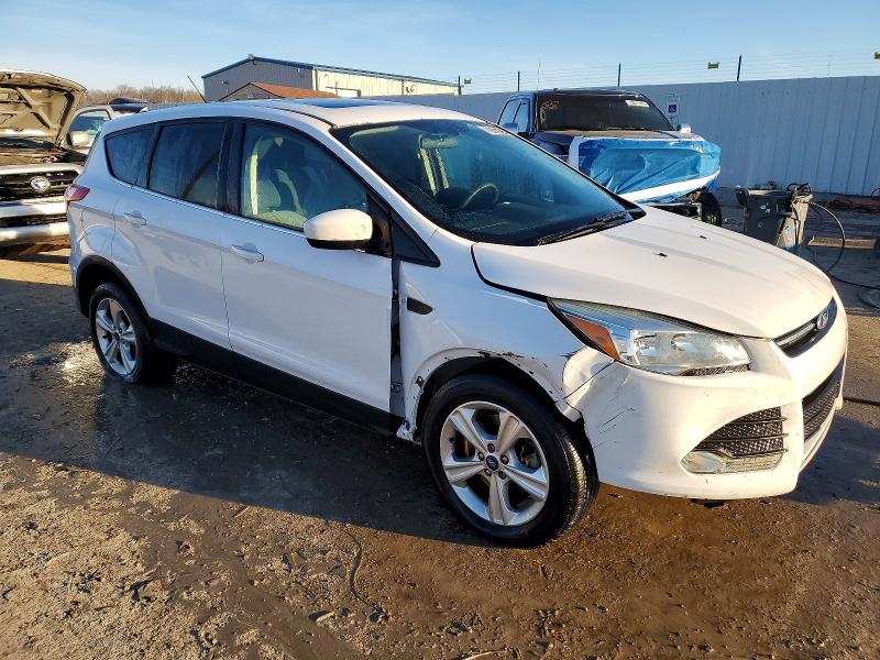 Photo 4 from auction – 2016 FORD ESCAPE SE with VIN 1FMCU0G95GUB16332