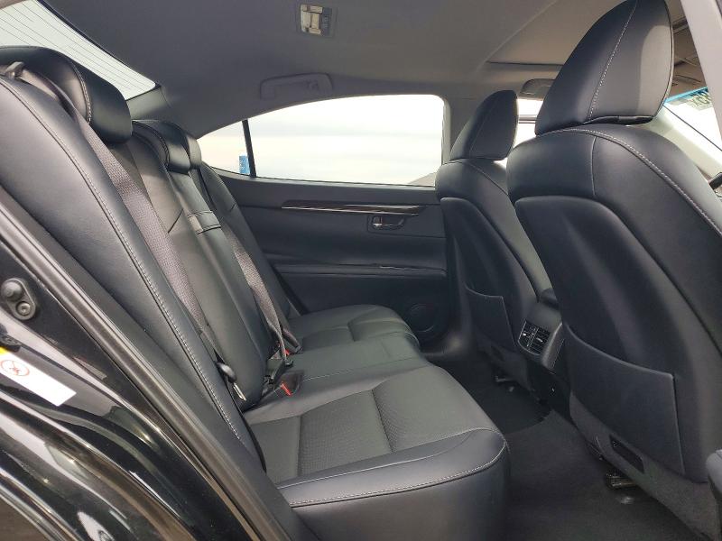 Photo 10 from auction – 2018 LEXUS ES with VIN 58ABK1GGXJU093314