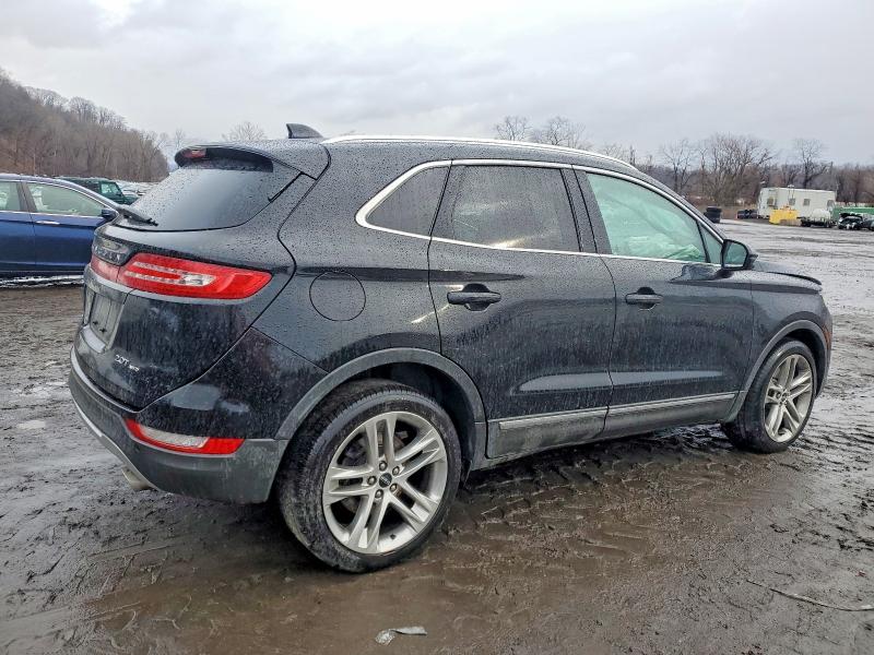 Photo 3 from auction – 2017 LINCOLN MKC with VIN 5LMCJ3D96HUL21431