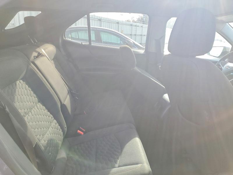 Photo 11 from auction – 2018 CHEVROLET EQUINOX with VIN 3GNAXJEV3JS615766