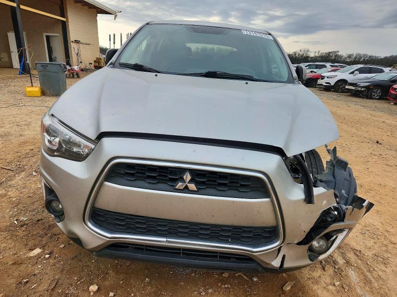 Photo 5 from auction – 2015 MITSUBISHI OUTLANDER with VIN 4A4AP4AU1FE014549