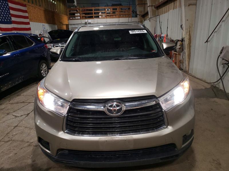 Photo 5 from auction – 2015 TOYOTA HIGHLANDER with VIN 5TDJKRFH7FS162231