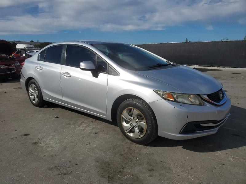 Photo 4 from auction – 2013 HONDA CIVIC LX with VIN 2HGFB2F50DH583580