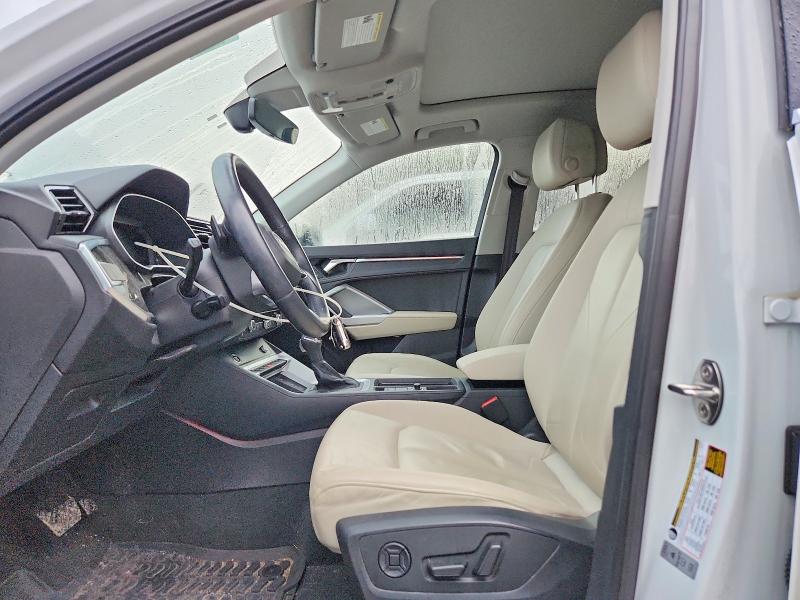 Photo 7 from auction – 2021 AUDI Q3 PREMIUM with VIN WA1EECF35M1051935