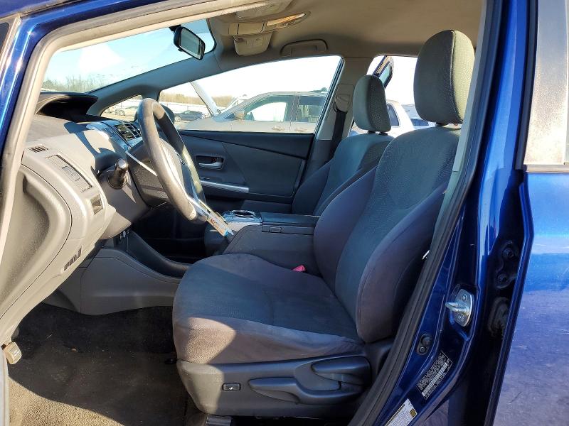 Photo 7 from auction – 2014 TOYOTA PRIUS V with VIN JTDZN3EU1EJ011371