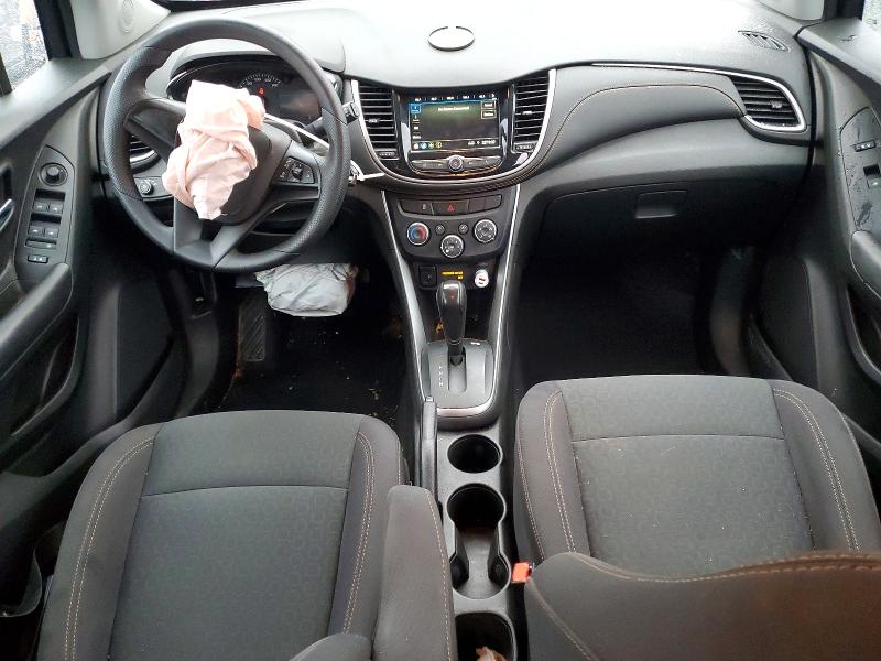 Photo 8 from auction – 2019 CHEVROLET TRAX with VIN 3GNCJNSB0KL226834