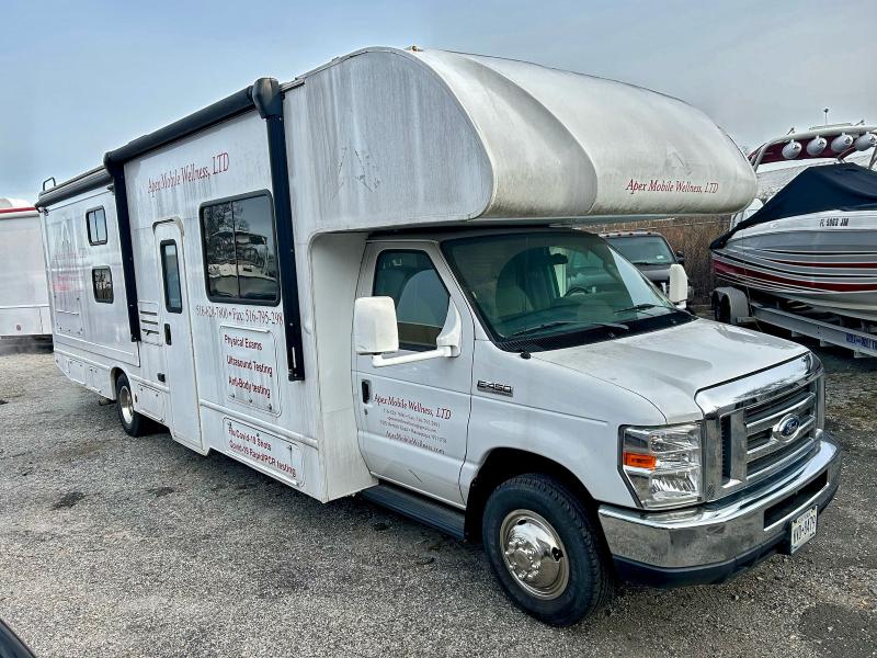 FORD ECONOLINE 2019 with VIN 1FDXE4FS4KDC21107 - Photo from auction