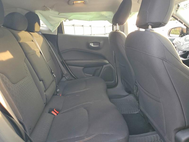 Photo 11 from auction – 2017 JEEP COMPASS SP with VIN 3C4NJDAB5HT647311