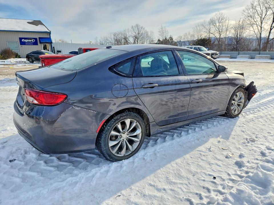 Photo 3 from auction – 2015 CHRYSLER 200 S with VIN 1C3CCCBB1FN716314