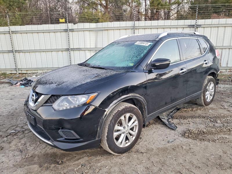 NISSAN ROGUE S 2015 with VIN KNMAT2MV8FP580367 - Photo from auction