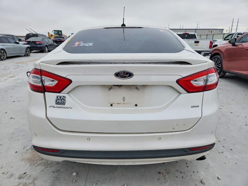 Photo 6 from auction – 2016 FORD FUSION SE with VIN 3FA6P0H72GR245681