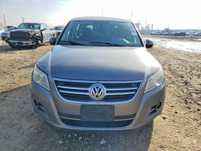 Photo 5 from auction – 2011 VOLKSWAGEN TIGUAN with VIN WVGAV7AX2BW515796