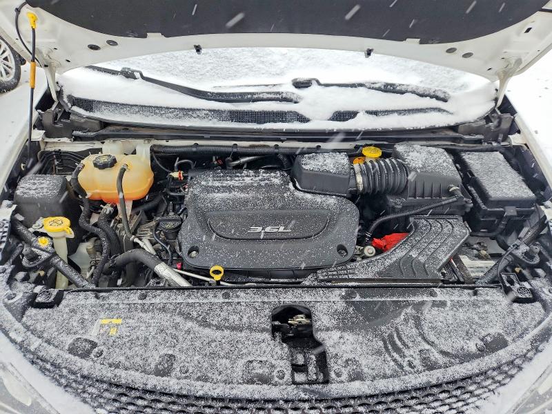 Photo 12 from auction – 2017 CHRYSLER PACIFICA T with VIN 2C4RC1EG9HR513842