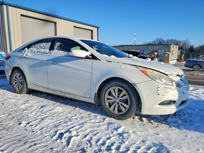 Photo 4 from auction – 2012 HYUNDAI SONATA GLS with VIN 5NPEB4AC1CH423919